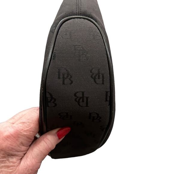 Dooney Bourke navy signature vintage handbag hobo shape great condition. 90’s - Picture 2 of 7